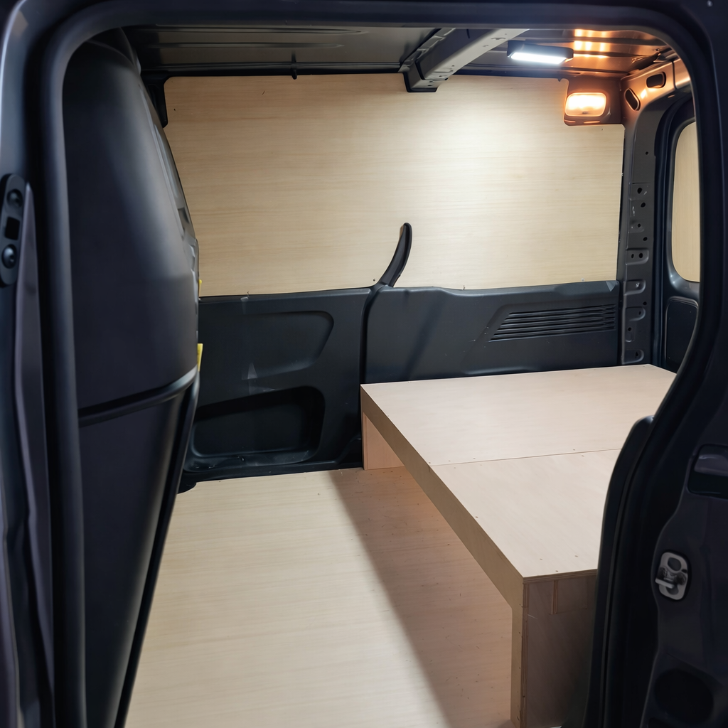 citroen-berlingo-2019-half-van-raised-false-floor-storage-system